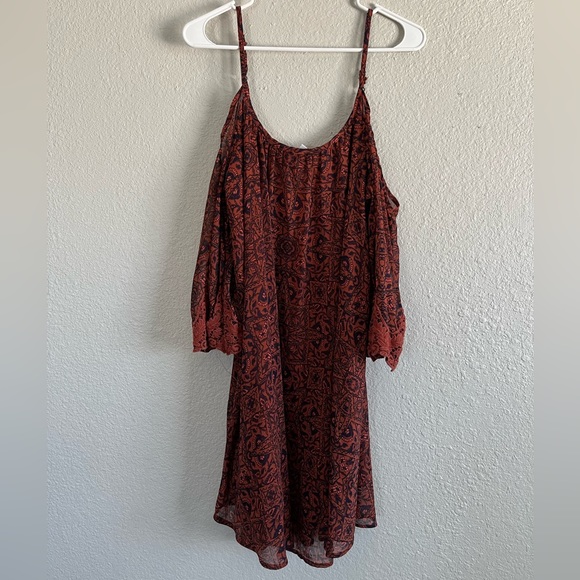 Xhilaration boho rust cold shoulder dress - Picture 2 of 3